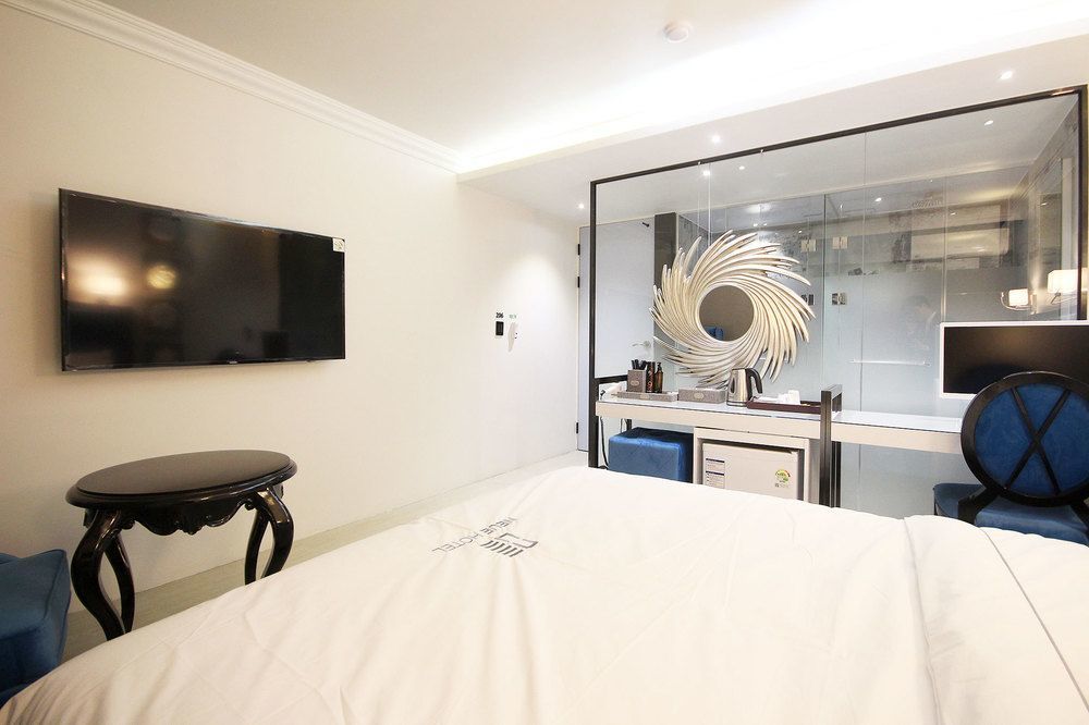 Jeonju Neue Hotel מראה חיצוני תמונה